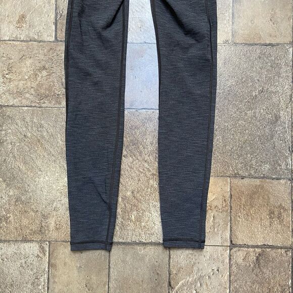 Lululemon Speed Up Tight 28" *Brushed Full-On Luxtreme | Heather Black Size 4 - Picture 4 of 11